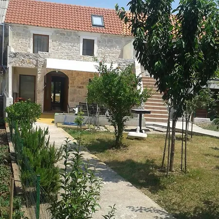 Hébergement de vacances Seaside House For Families With Children Krapanj, - 24166